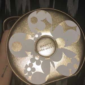 Daisy by Marc Jacobs Hatbox